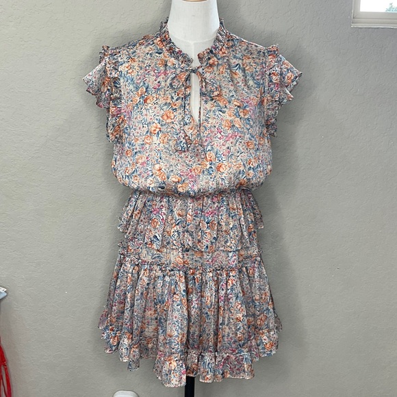 Chic Floral Ruffle Mini Dress - Picture 2 of 7